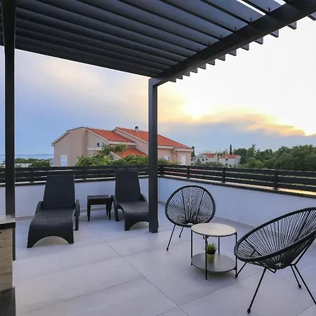 Vila Petra With Heated Pool & Sauna